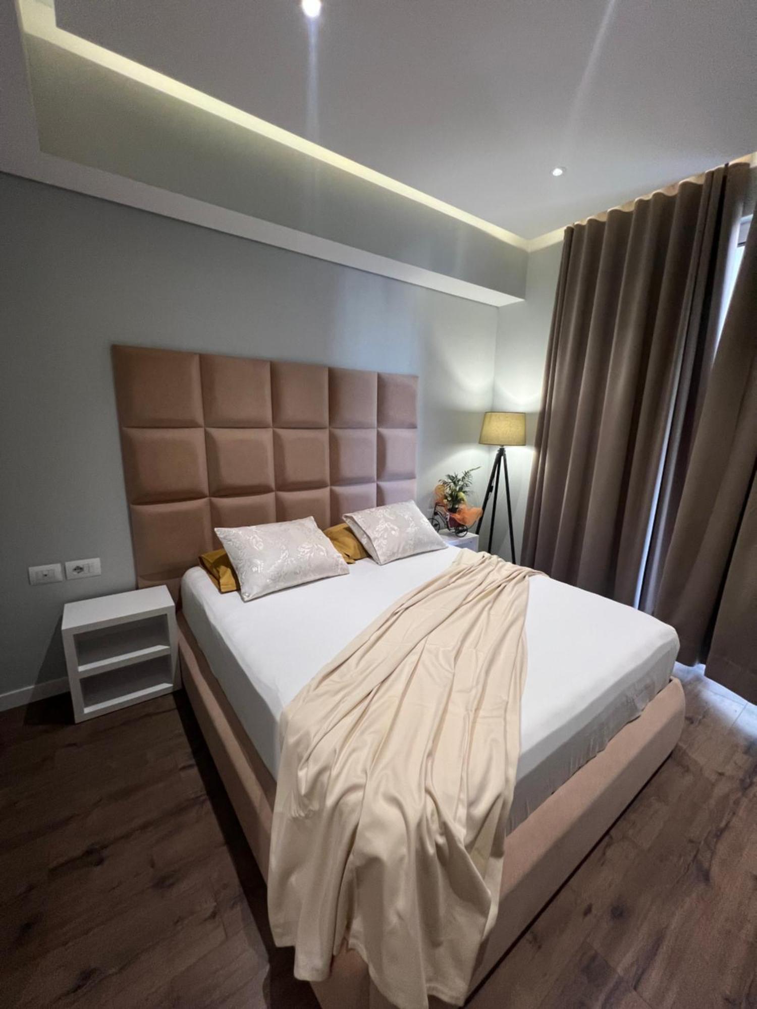 Hotel Olsi Sarandë Eksteriør billede