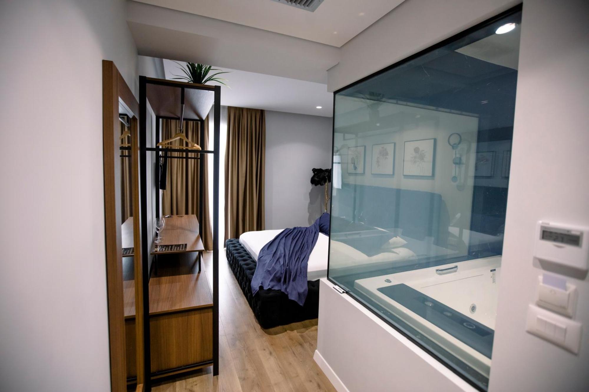Hotel Olsi Sarandë Eksteriør billede